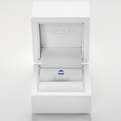 Pierścionek Heart of the Ocean: białe złoto, niebieski szafir